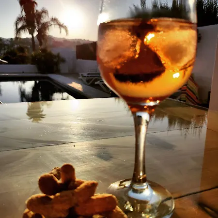 Caseta Blanca De